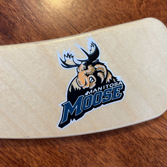 AHL | Manitoba Moose wooden mini hockey stick - Picture 4 of 4